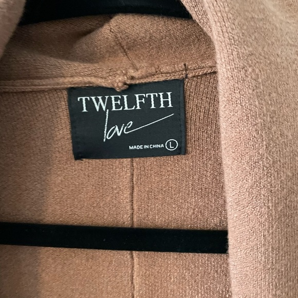 Twelfth Love size Large shacket - brown - Picture 3 of 3